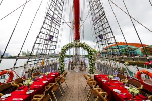 Singapore Now Offers Cat-Friendly High-End Cruises