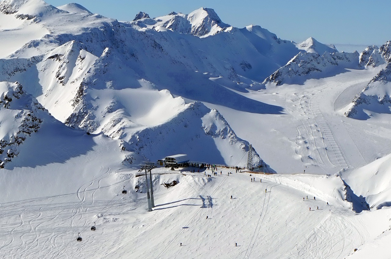 Australian Boy Killed in Avalanche While Skiing in Austria