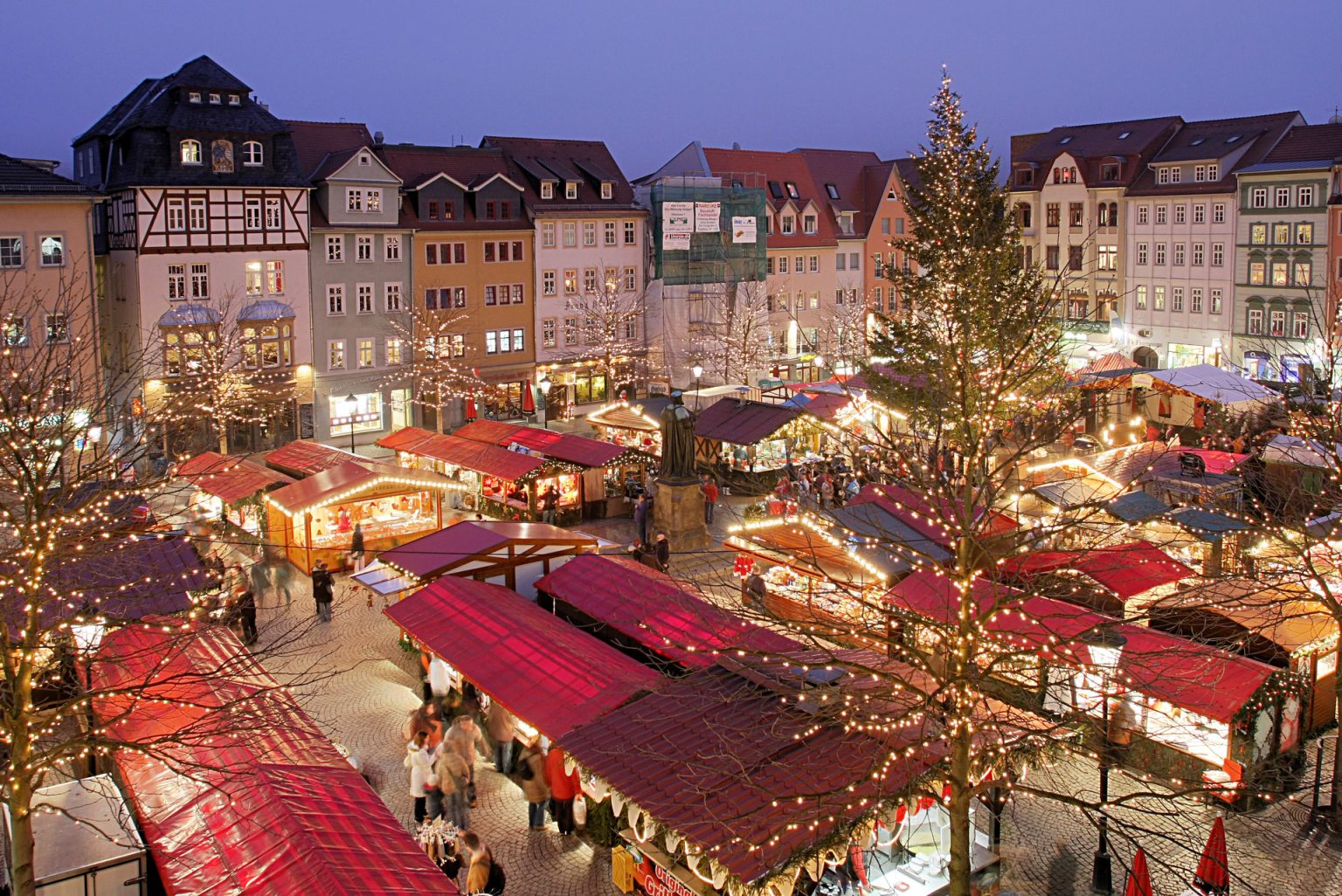 Europe: where to shop for Christmas gifts?