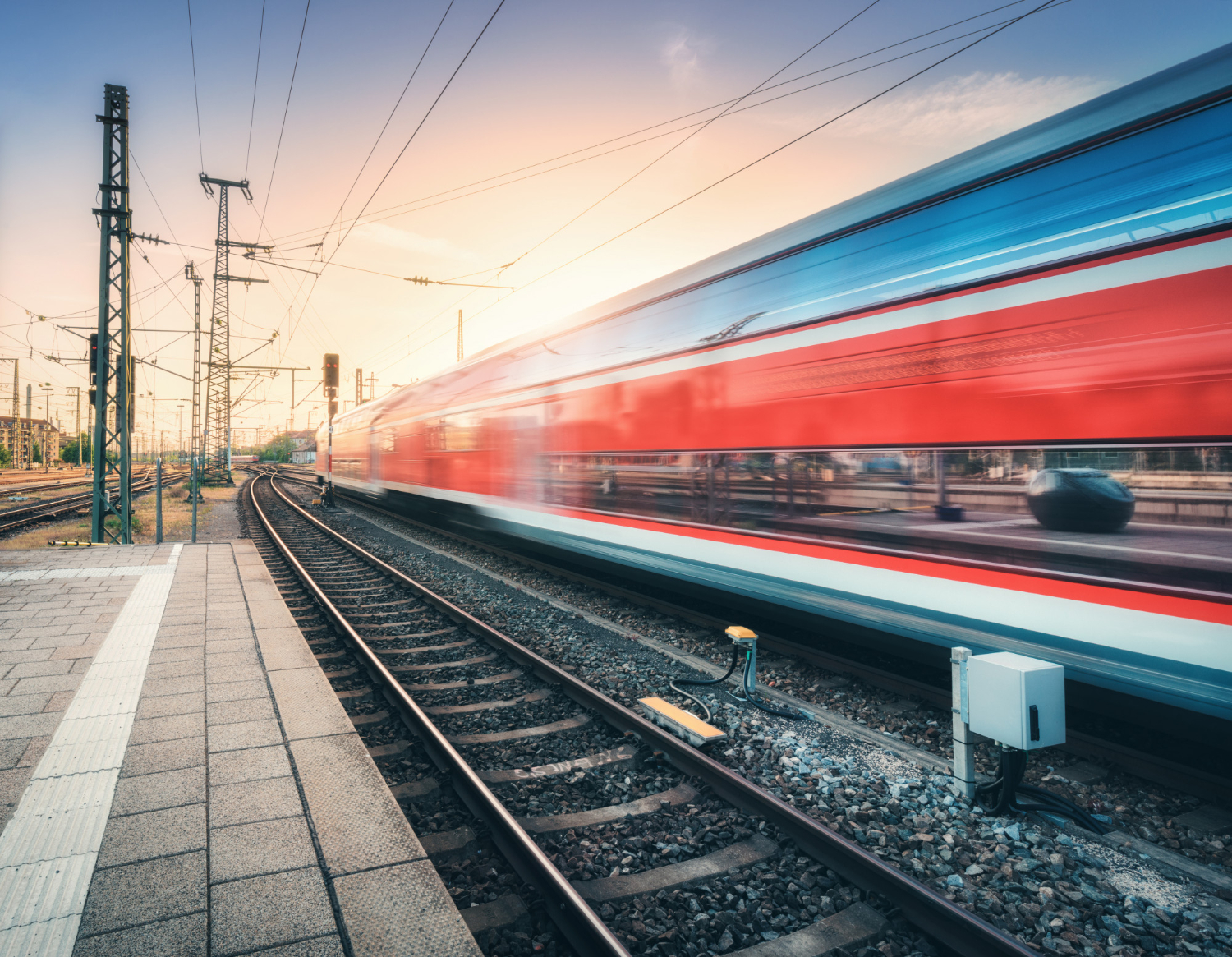 High-Speed Rail Electrification Implemented By Startup