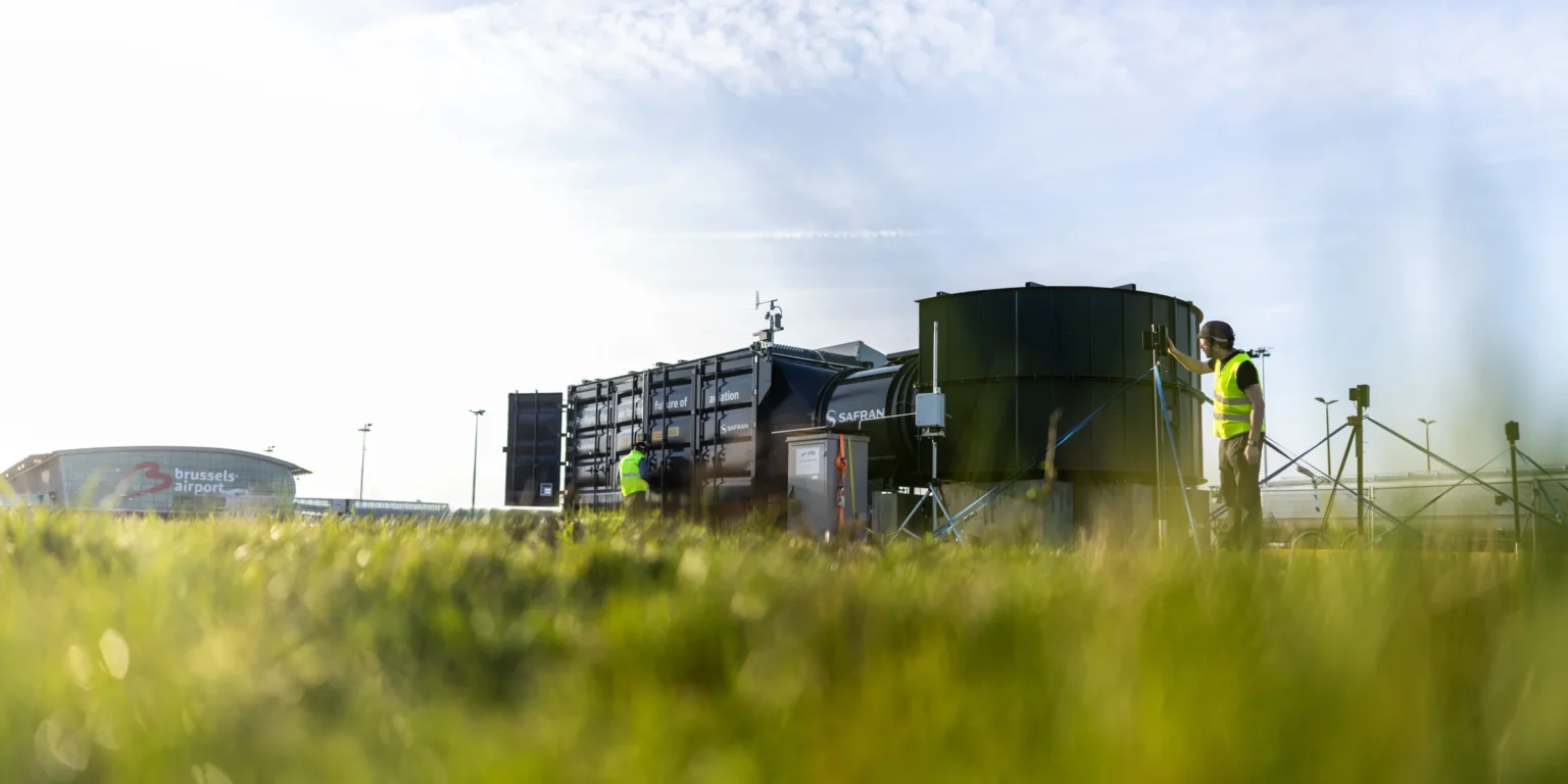 Brussels Airport Tests Mobile Air Filter to Cut Tarmac Pollution