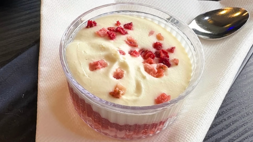 Avanti West Coast Serves Eton Mess from Award-Winning West Midlands Patisserie 1 Avanti West Coast Serves Eton Mess from Award-Winning West Midlands Patisserie - Avanti West Coast Serves Eton Mess from Award Winning West Midlands Patisserie