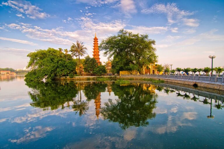 LOT Polish Airlines to Launch Direct Warsaw–Hanoi Flights in March 2027