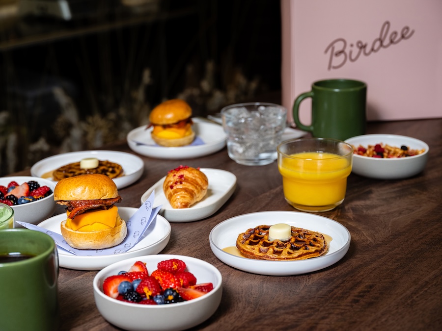 JetBlue Introduces New Mint Menus Created with New York Restaurants Crown Shy and Birdee 1 JetBlue Introduces New Mint Menus Created with New York Restaurants Crown Shy and Birdee - birdee jetblue
