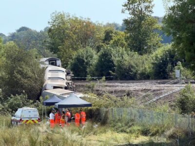 Lewes-Haywards Heath Rail Line to Remain Closed for at Least 10 Days After Derailment