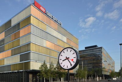 SBB passenger numbers rise as first-half profit reaches CHF 126 million