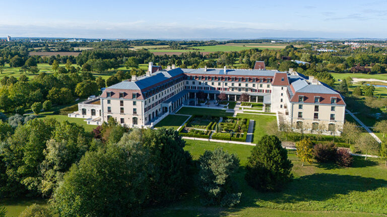 Crowne Plaza Opens 250-Room Hotel in Paris Marne-la-Vallée