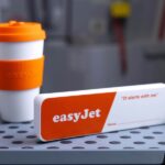 easyJet Introduces Reusable Crew Meal Trays Across UK and European Fleet